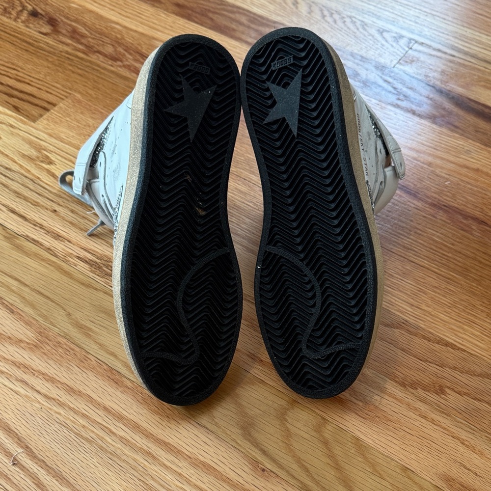 Golden Goose White Sneakers with Silver Star - Picture 10 of 10